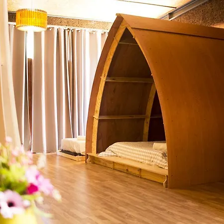 게스트하우스 Laranjalimao 4*